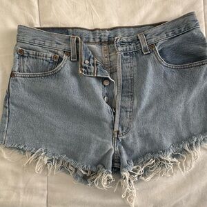 Levi's 501 cut off shorts -